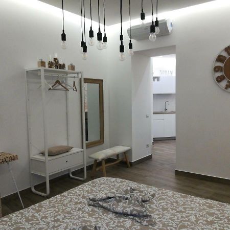 Apartament Vivi House Neapol Zewnętrze zdjęcie