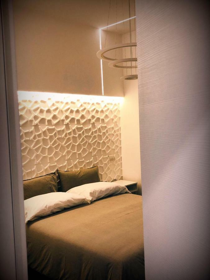 Apartament Vivi House Neapol Zewnętrze zdjęcie