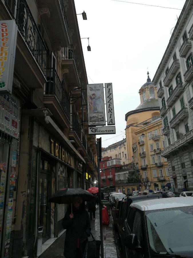 Apartament Vivi House Neapol Zewnętrze zdjęcie